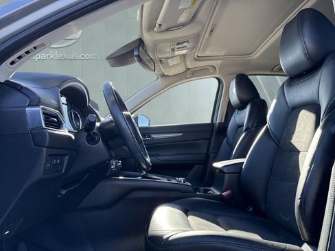 Used 2018 MAZDA CX-5 Touring w/ Preferred Equipment Package image 9