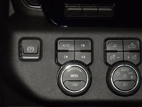 New 2026 Chevrolet Silverado 2500 LTZ w/ Trail Boss Package image 38