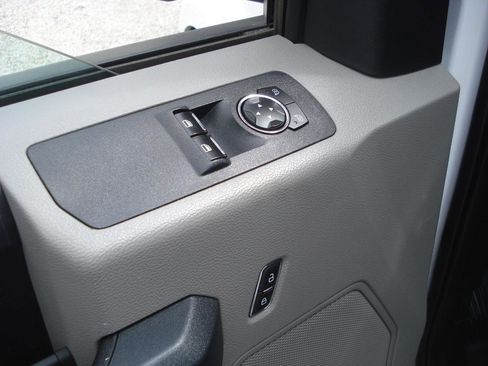 Used 2020 Ford F150 XL AWD/4WD image 21
