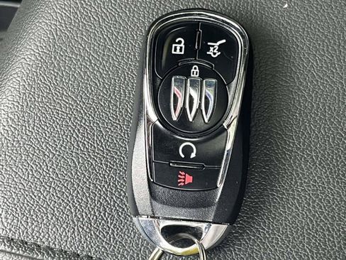 Used 2024 Buick Envista Avenir FWD image 4