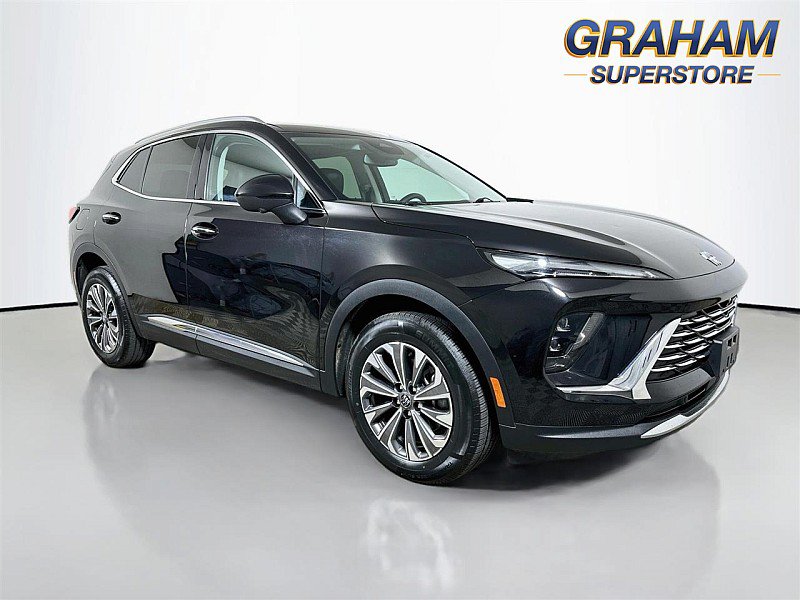 Used 2024 Buick Envision Preferred AWD/4WD image 1