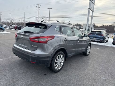 Used 2020 Nissan Rogue Sport SV image 21