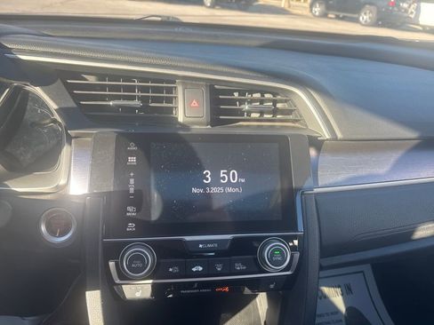 Used 2017 Honda Civic EX-T image 17