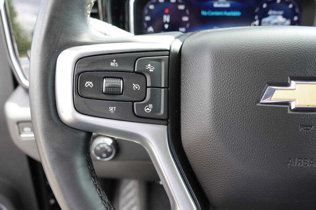 Used 2024 Chevrolet Silverado 1500 LT AWD/4WD image 48
