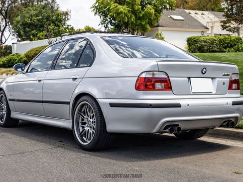 Used 2002 BMW M5 RWD image 6