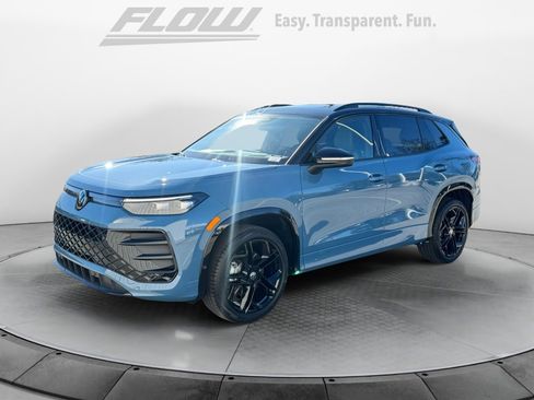 New 2026 Volkswagen Tiguan SE R-Line AWD/4WD image 3