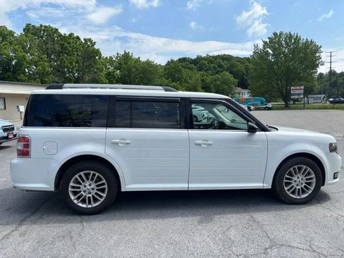 Used 2014 Ford Flex SEL w/ Equipment Group 201A AWD/4WD image 9