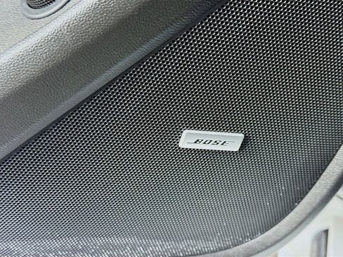 Used 2022 Chevrolet Traverse High Country image 22