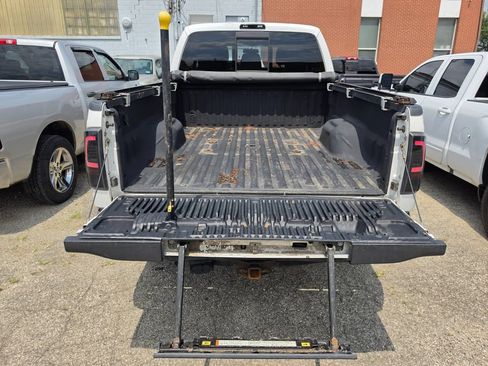 Used 2016 Ford F250 Lariat w/ Lariat Ultimate Package AWD/4WD image 8
