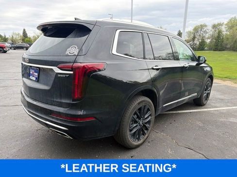Used 2025 Cadillac XT6 Luxury AWD/4WD image 4