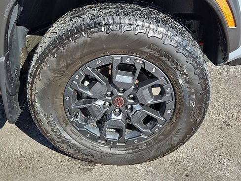 Certified 2023 Nissan Frontier PRO-4X w/ Pro-4X Premium Package image 8