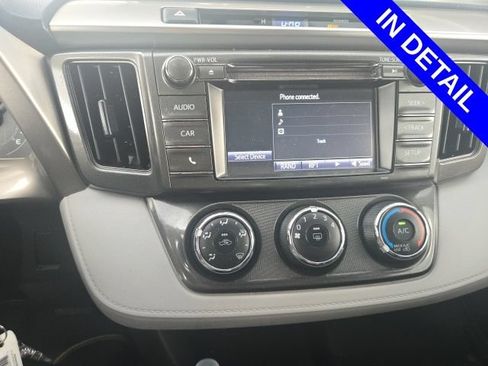Used 2014 Toyota RAV4 LE AWD/4WD image 8