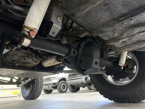 Used 2005 Jeep Wrangler Rubicon AWD/4WD image 16