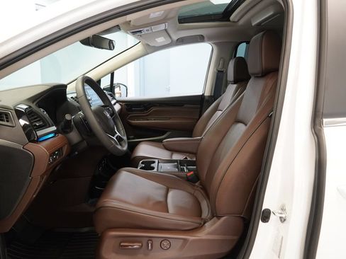 Used 2026 Honda Odyssey Touring image 6