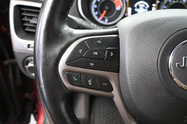 Used 2019 Jeep Cherokee Sport w/ Cold Weather Group AWD/4WD image 21