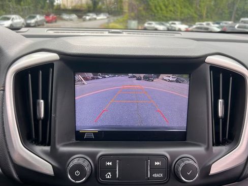 Used 2021 GMC Terrain SLT w/ Elevation Edition image 24