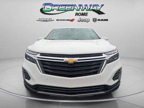 Used 2024 Chevrolet Equinox LT FWD image 3