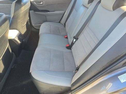 Used 2016 Toyota Camry XSE image 14