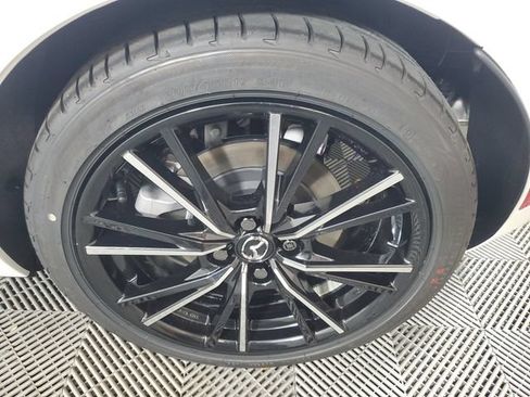 New 2026 MAZDA MX-5 Miata RF Grand Touring RWD image 10
