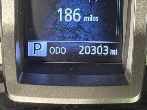 Used 2022 Toyota Tacoma SR5 image 27