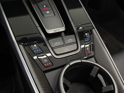 Certified 2022 Porsche 911 Turbo image 37