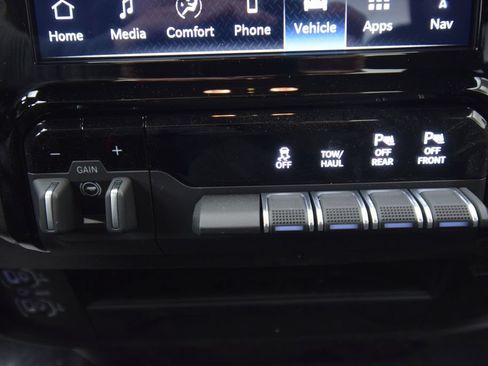 New 2026 RAM 2500 Tradesman AWD/4WD image 30
