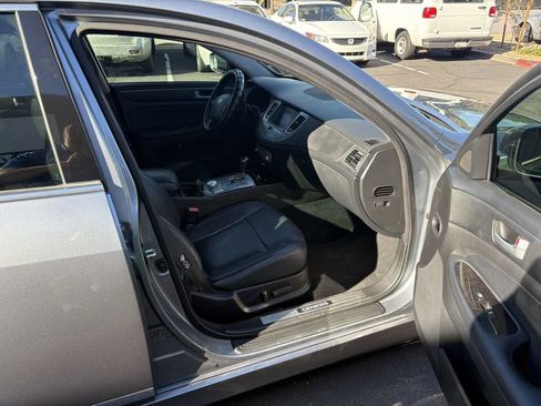 Used 2014 Hyundai Genesis 5.0 R-Spec image 29