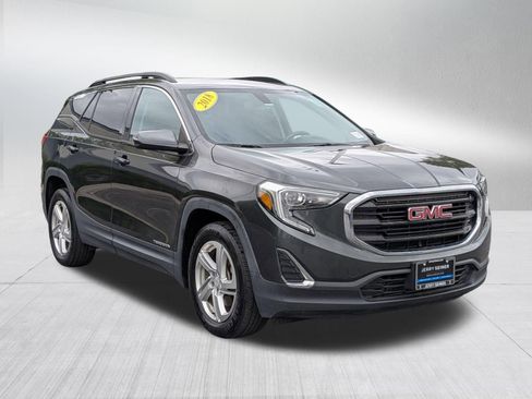 Used 2018 GMC Terrain SLE w/ Driver Convenience Package image 7