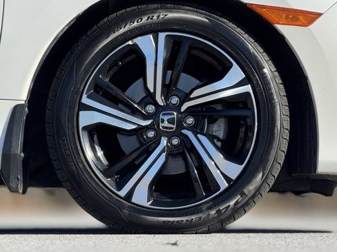 Used 2017 Honda Civic Touring image 20