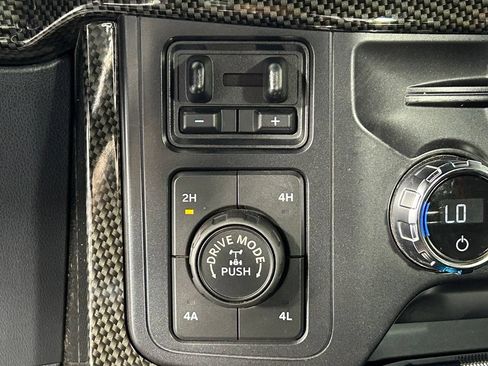 Used 2021 Ford F150 Raptor w/ Equipment Group 801A High AWD/4WD image 25