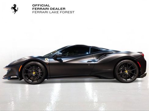 Certified 2019 Ferrari 488 Pista Coupe RWD image 3