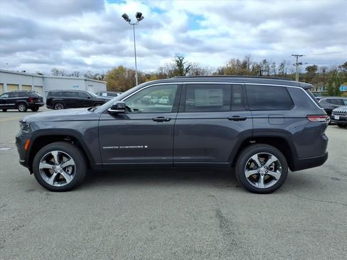 New 2025 Jeep Grand Cherokee L Limited image 7