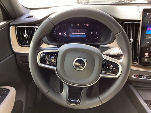 Used 2026 Volvo XC60 B5 Plus w/ Protection Package Premier AWD/4WD image 19