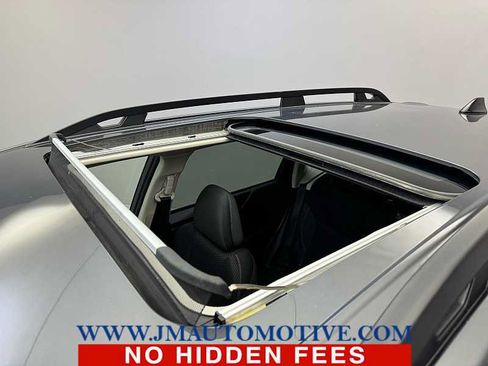 Used 2024 Subaru Forester Premium AWD/4WD image 11