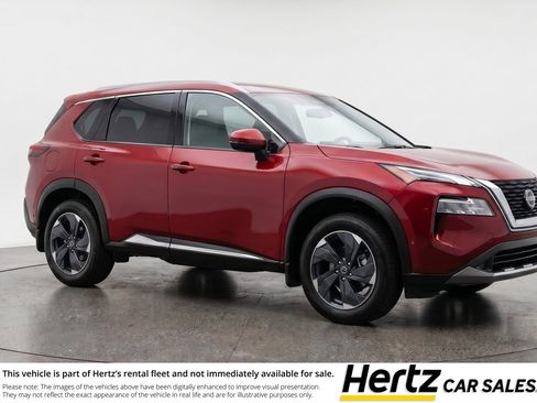 Used 2025 Nissan Rogue SV FWD image 1