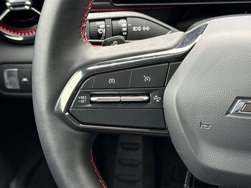 Used 2024 Chevrolet Blazer EV RS image 33