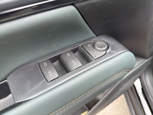 New 2026 GMC Terrain AT4 w/ Convenience Package III AWD/4WD image 16