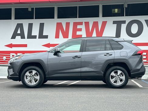 Used 2025 Toyota RAV4 XLE FWD image 2