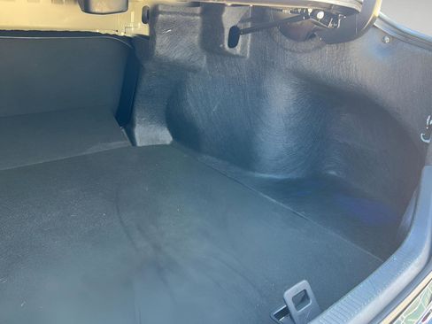 Used 2023 Toyota Camry XLE w/ Navigation Package image 11