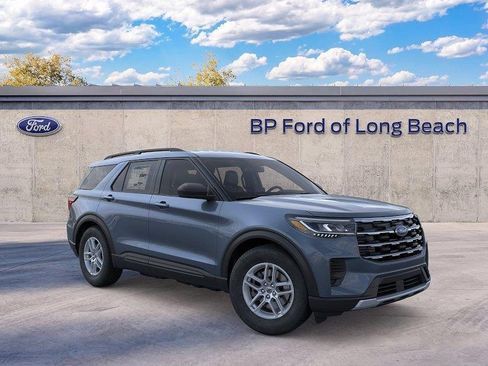 New 2026 Ford Explorer Active RWD image 7