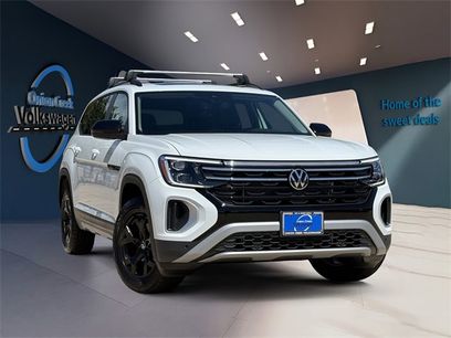 New 2025 Volkswagen Atlas Peak Edition SE