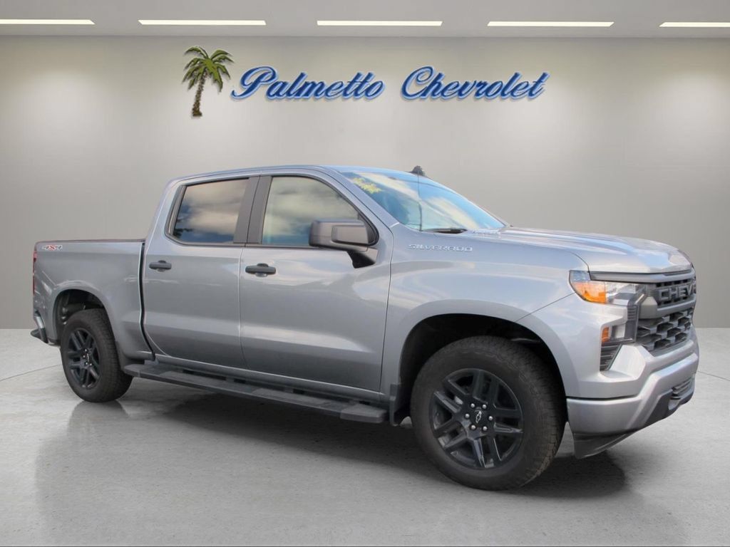 Used 2026 Chevrolet Silverado 1500 Custom AWD/4WD image 1