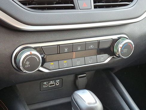 Certified 2022 Nissan Altima 2.5 SR image 18