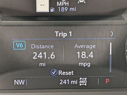 New 2025 Cadillac XT5 Premium Luxury image 14