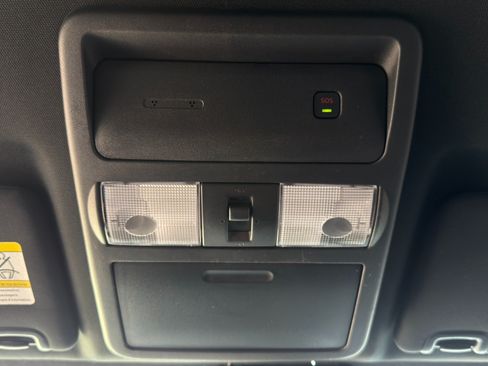 Used 2022 Nissan Frontier Pro-X RWD image 29