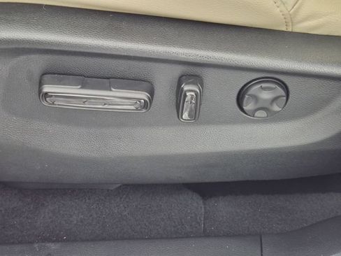 Used 2020 Honda CR-V Touring image 15