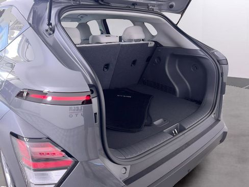 Used 2026 Hyundai Kona SE image 25