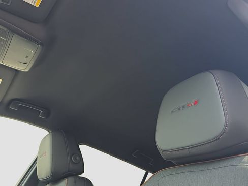 New 2026 GMC Terrain AT4 w/ LPO, Black Badging Package AWD/4WD image 8