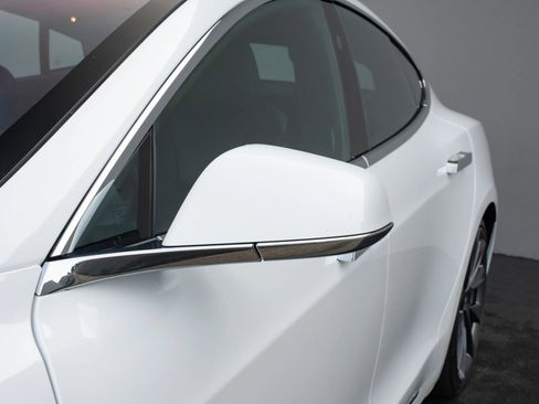 Used 2020 Tesla Model S Long Range image 26