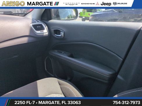 Used 2021 Jeep Compass Sport FWD image 18